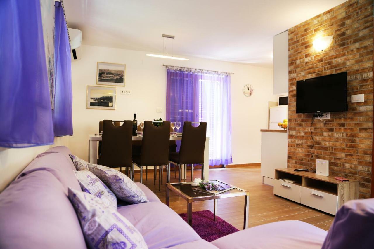 New, Sunny Apartment Surrounded By Nature Omišalj Buitenkant foto